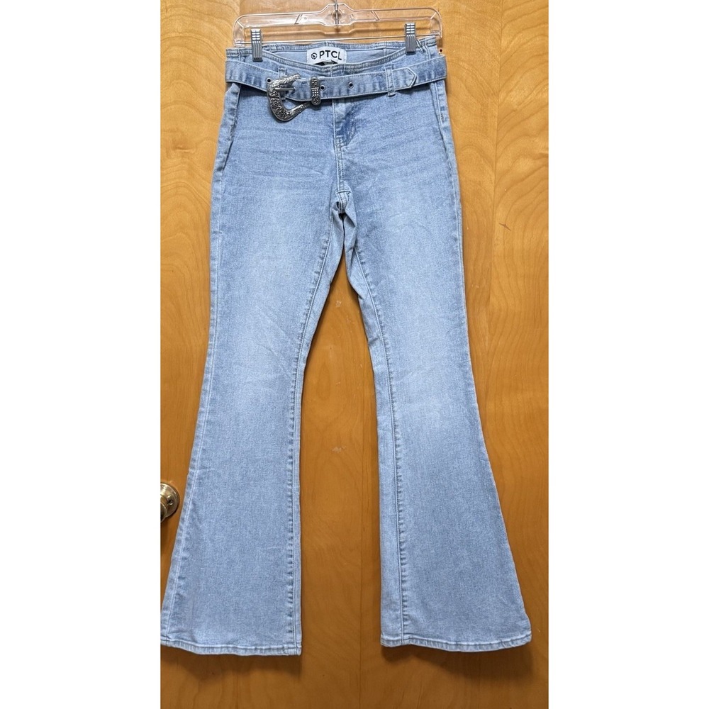PTCL Women's Light Wash Flare Leg‎ Belted Jeans Ethical Fashion Sz 27X32
